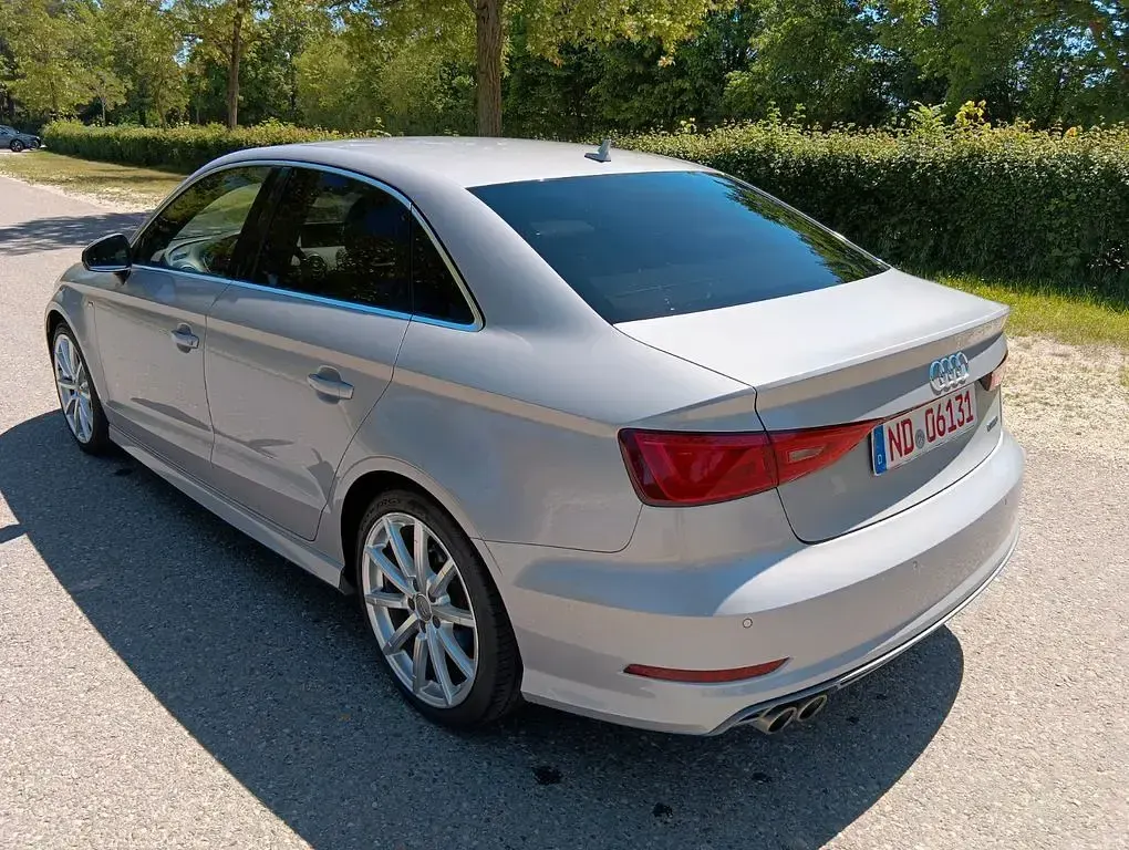 Gebraucht Audi A3 S-Line 150 PS (110 kW) 2015 Grau Limousine