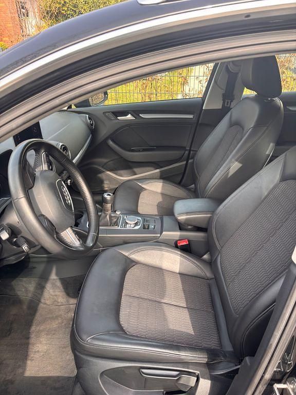 Gebraucht Audi A3 Ambiente 105 PS (77 kW) 2013 Schwarz Limousine