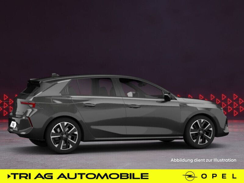 Usata Opel Astra Edition 145 CV (106 kW) 2022 Andere farbe Utilitaria