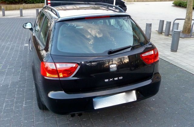 Gebraucht Seat Exeo Style 143 PS (105 kW) 2010 Schwarz metallic Kombi