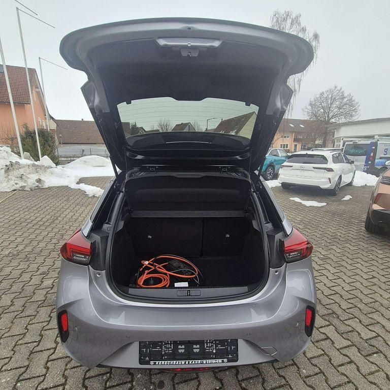 Gebraucht Opel Corsa-e GS Line 100 kW (136 PS) 2021 Kontrast grau/quarz silber Kleinwagen