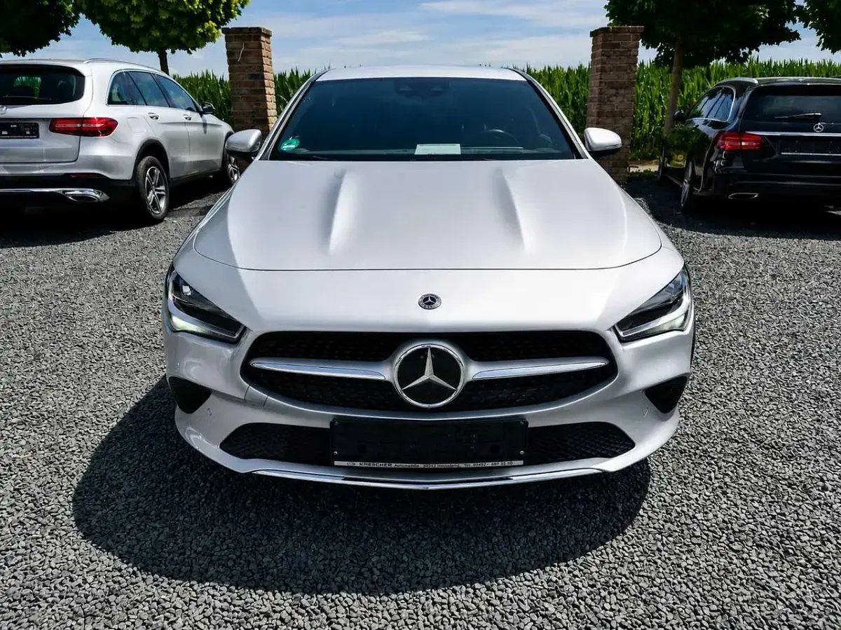 Gebraucht Mercedes CLA220 190 PS (139 kW) 2021 Iridiumsilber Coupé