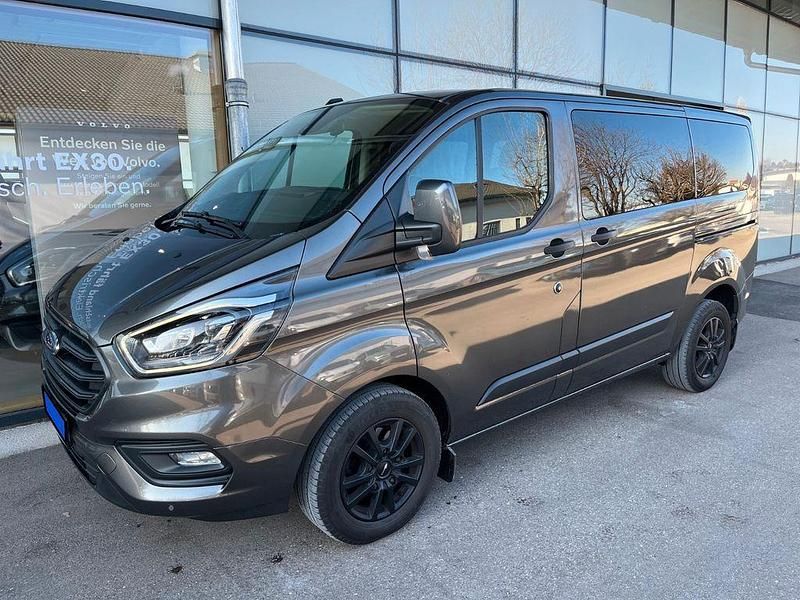 Gebraucht Ford Tourneo Trend 185 PS (136 kW) 2019 Grau Van / Kleinbus