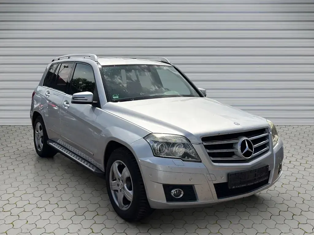 Gebraucht Mercedes GLK320 224 PS (164 kW) 2008 Silber SUV
