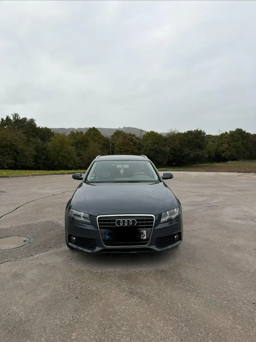 Second-hand Audi A4 120 CP (88 kW) 2010 Gri Break