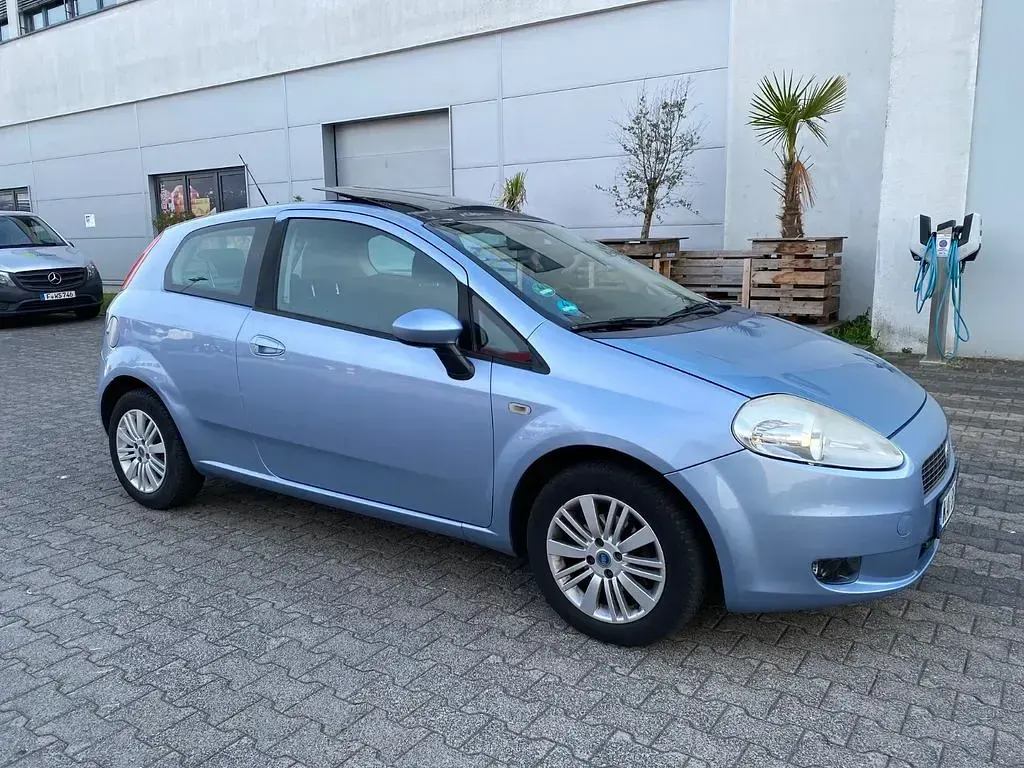 Gebraucht Fiat Punto Dynamic 80 PS (58 kW) 2006 Blau Kleinwagen