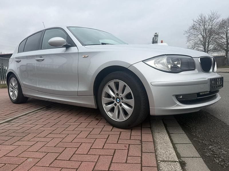 Gebraucht BMW 118 143 PS (105 kW) 2009 Grau Kleinwagen