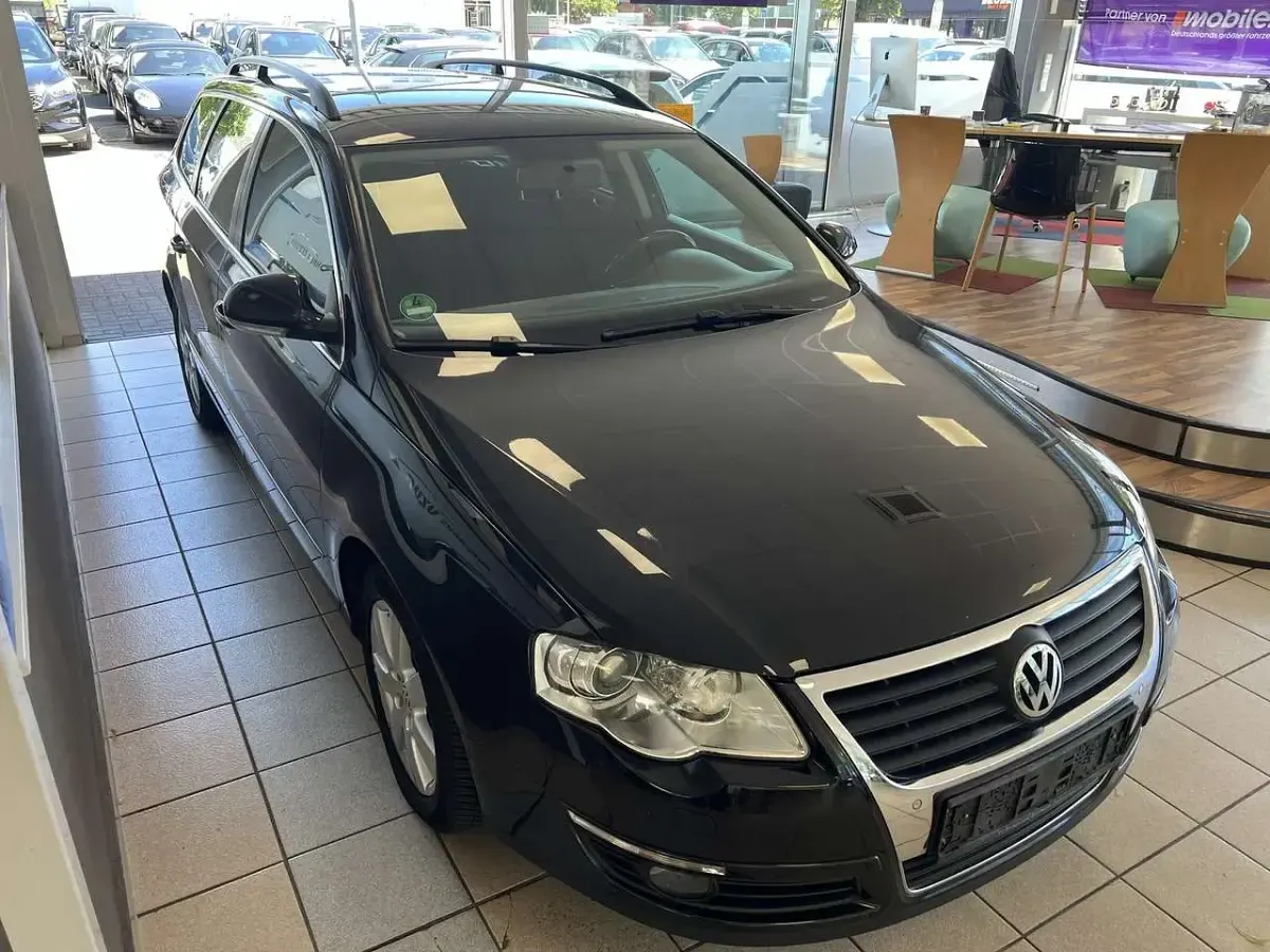 Gebraucht VW Passat Comfortline 140 PS (102 kW) 2011 Schwarz Kombi