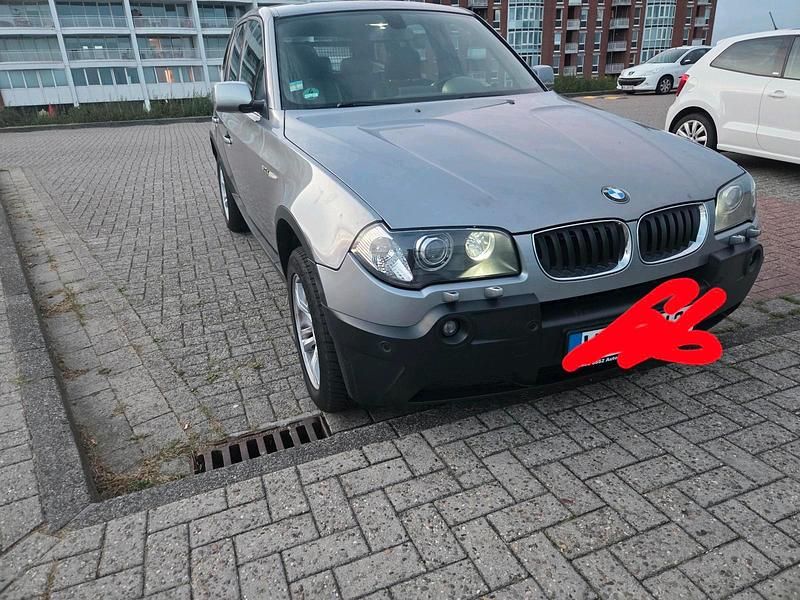 Grau Gebraucht 2005 BMW X3 SUV | 4.500 € (Guter Preis) - Bild 1/4
