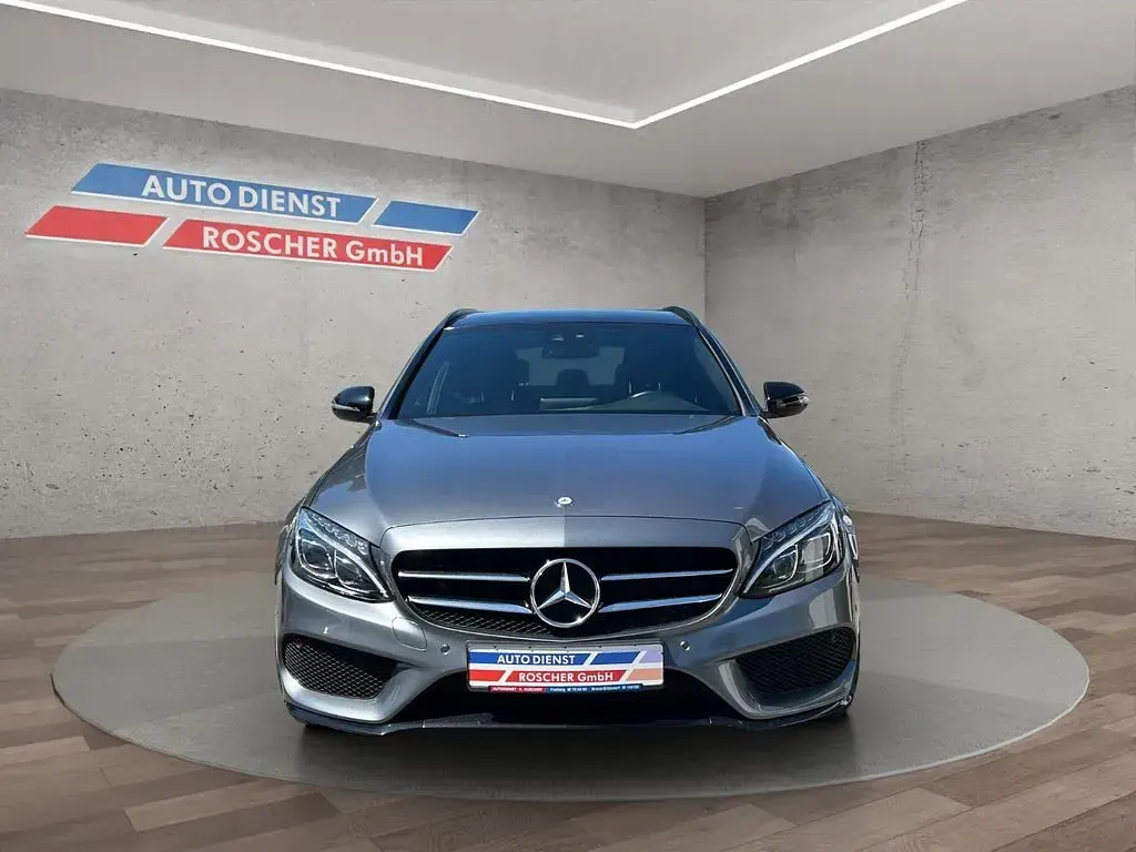 Gebraucht Mercedes C400 333 PS (244 kW) 2017 Grau Kombi