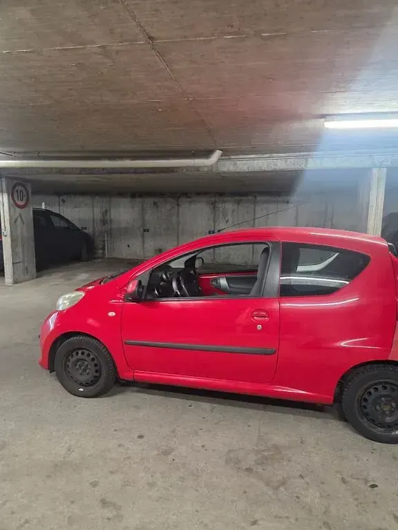 Gebraucht Peugeot 107 68 PS (50 kW) 2006 Rot Kleinwagen