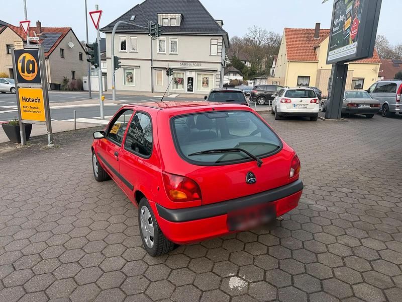 Gebraucht Ford Fiesta 50 PS (36 kW) 2000 Rot Kleinwagen