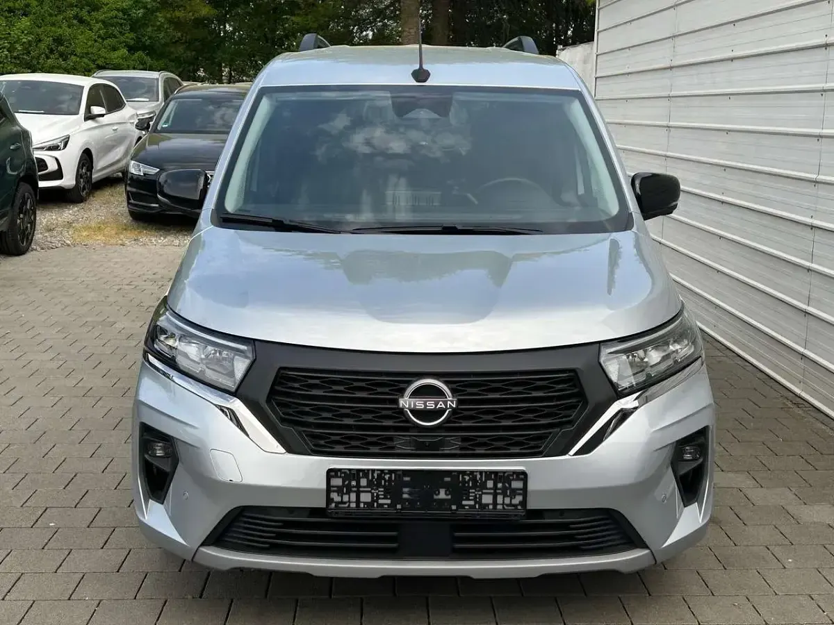 Gebraucht Nissan Townstar 360º 131 PS (96 kW) 2022 Silber metallic Van / Kleinbus