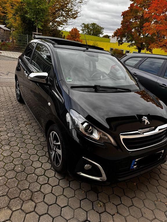 Gebraucht Peugeot 108 Allure 82 PS (60 kW) 2014 Schwarz Kleinwagen