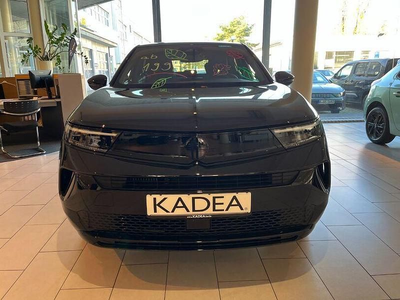 Neu Opel Mokka 136 PS (100 kW) 2025 Karbon schwarz metallic SUV