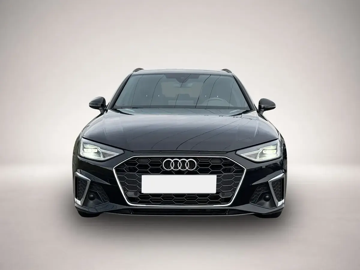 Gebraucht Audi A4 S-Line 150 PS (110 kW) 2023 Kombi