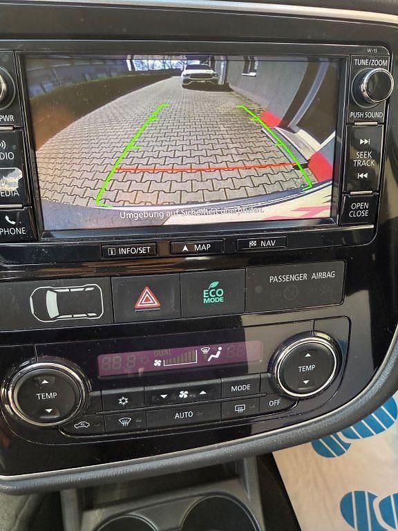 Gebraucht Mitsubishi Outlander 150 PS (110 kW) 2016 Grau SUV