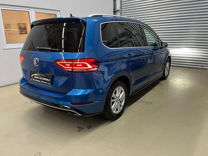 Gebraucht VW Touran R-line 116 PS (85 kW) 2019 Blau Van / Kleinbus