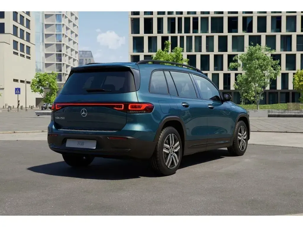 Gebraucht Mercedes EQB250 Progressive 139 kW (190 PS) 2022 Blau SUV