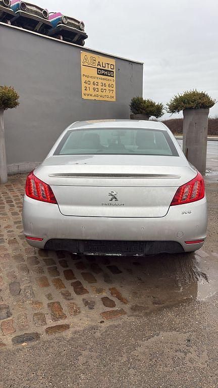 Gebraucht Peugeot 508 Active 111 PS (81 kW) 2012 Silber Limousine