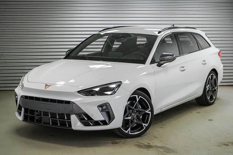 Gebraucht Cupra Leon VZ 333 PS (244 kW) 2025 Glacial white metallic (2y)