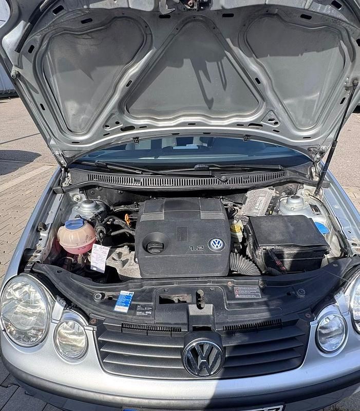 Gebraucht VW Polo Basis 60 PS (44 kW) 2002 Silber Kombi