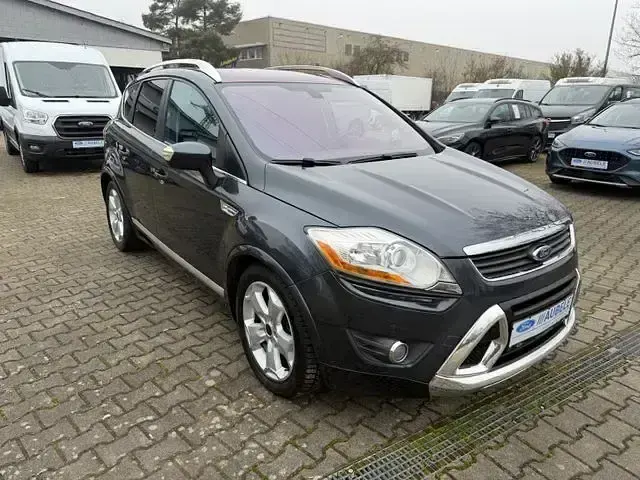 Usata Ford Kuga Titanium 200 CV (147 kW) 2010 Grigio SUV
