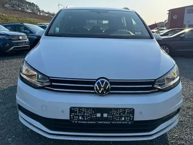 Gebraucht VW Touran United 116 PS (85 kW) 2020 Weiß Van / Kleinbus
