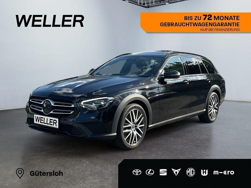 Schwarz Gebraucht 2020 Mercedes E220 Avantgarde Limousine | 32.750 € (Guter Preis) - Bild 1/3