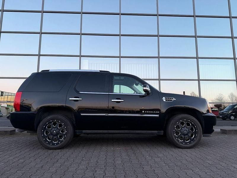 Gebraucht Cadillac Escalade 409 PS (300 kW) 2008 Schwarz SUV