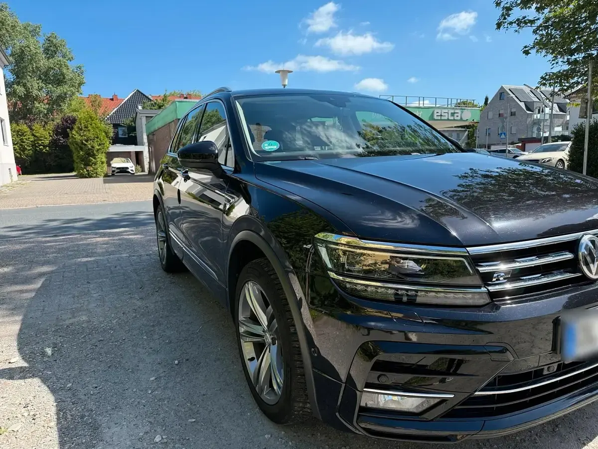 Gebraucht VW Tiguan R 150 PS (110 kW) 2018 Schwarz SUV