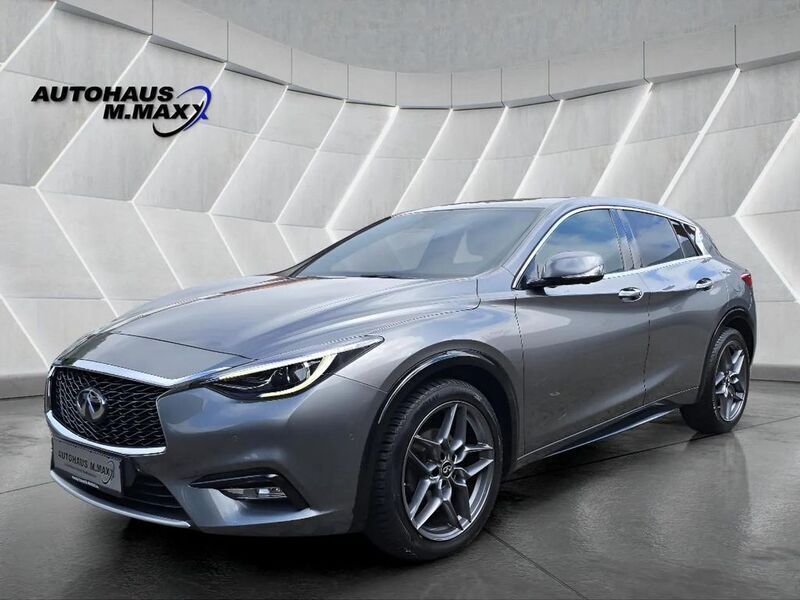 Grau Gebraucht 2017 Infiniti Q30 Premium Kleinwagen | 17.900 € (Teuer) - Bild 1/4