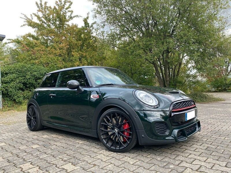 Grün Gebraucht 2018 Mini John Cooper Works Kleinwagen | 23.790 € (Fairer Preis) - Bild 1/4