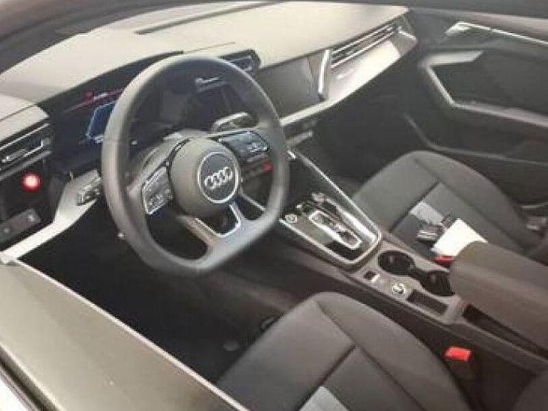 Gebraucht Audi A3 Ambiente 116 PS (85 kW) 2025 Manhattangrau metallic Kombi