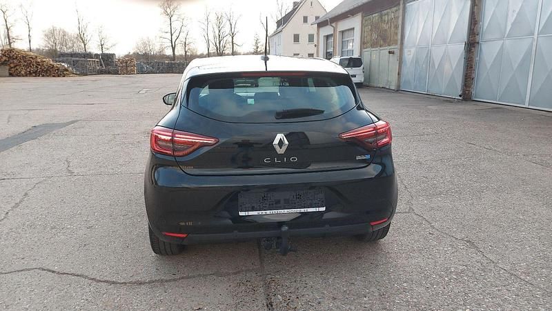 Gebraucht Renault Clio V Zen 140 PS (102 kW) 2021 Schwarz Kleinwagen
