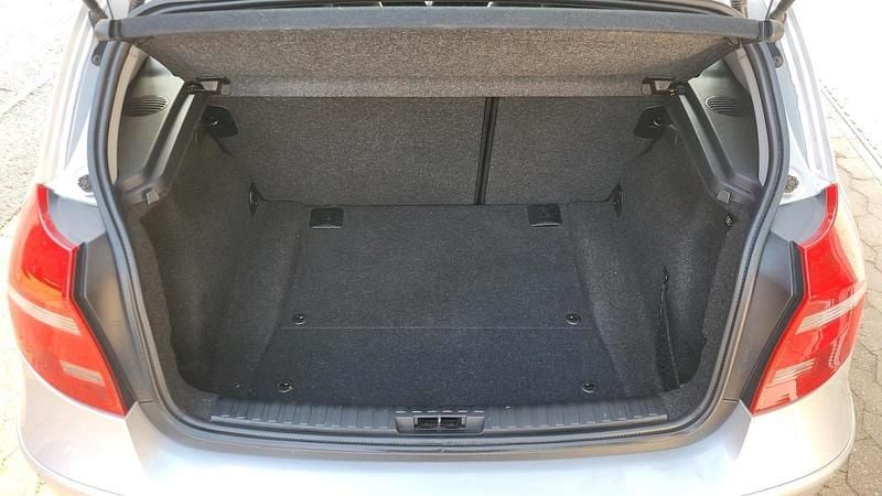 Gebraucht BMW 118 143 PS (105 kW) 2008 Grau Kleinwagen