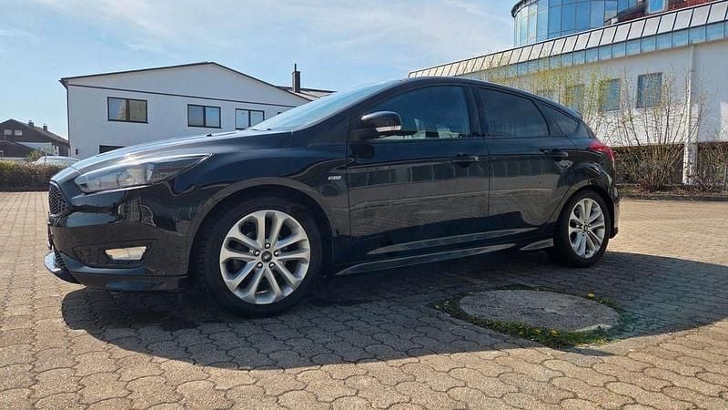 Brugt Ford Focus ST-Line 140 HK (102 kW) 2018 Sort Sedan