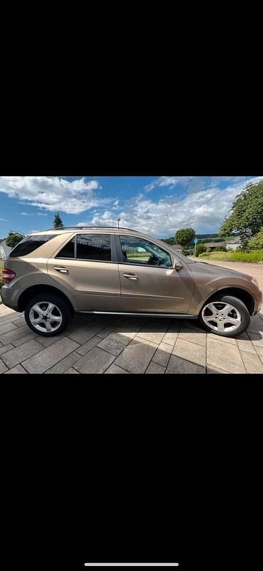 Gebraucht 2008 Mercedes ML320 SUV | 9.000 € (Fairer Preis) - Bild 1/4