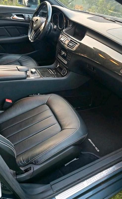 Gebraucht Mercedes CLS350 265 PS (194 kW) 2014 Grau Limousine