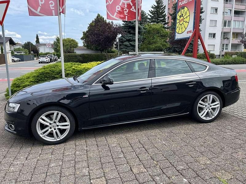 Gebraucht 2010 Audi A5 Sportback Design Kleinwagen | 11.399 € (Teuer) - Bild 1/4