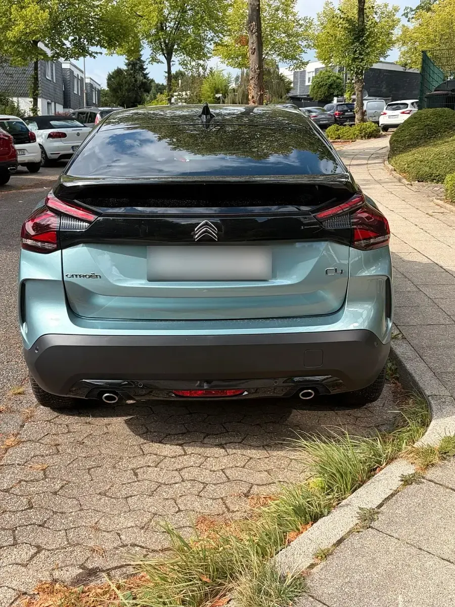 Gebraucht Citroën C4 Shine 130 PS (95 kW) 2023 Blau SUV