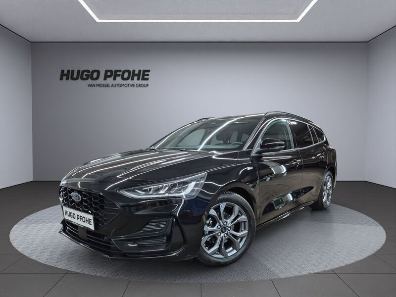 Schwarz Gebraucht 2023 Ford Focus ST-Line X Kombi | 28.300 € (Teuer) - Bild 1/4
