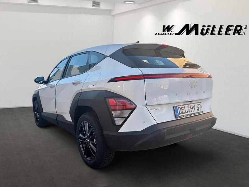 Gebraucht Hyundai Kona Select 116 PS (85 kW) 2026 Weiß SUV