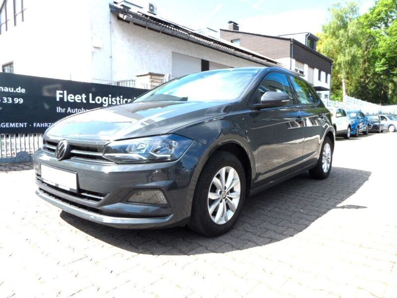 Uranograu Gebraucht 2021 VW Polo Comfortline Kleinwagen | 14.300 € (Fairer Preis) - Bild 1/4