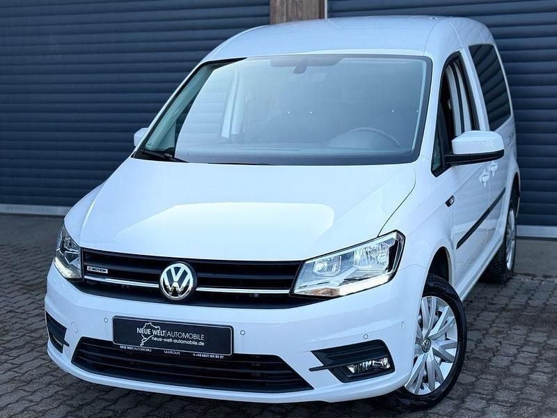 Gebraucht VW Caddy 122 PS (89 kW) 2019 Weiß Van / Kleinbus