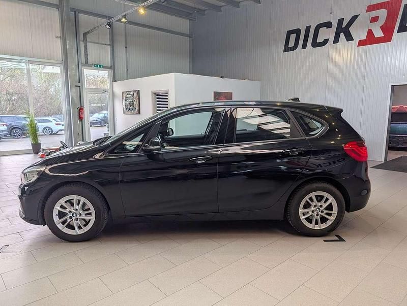 Gebraucht BMW 220 Advantage 192 PS (141 kW) 2016 Black sapphire metallic Van / Kleinbus