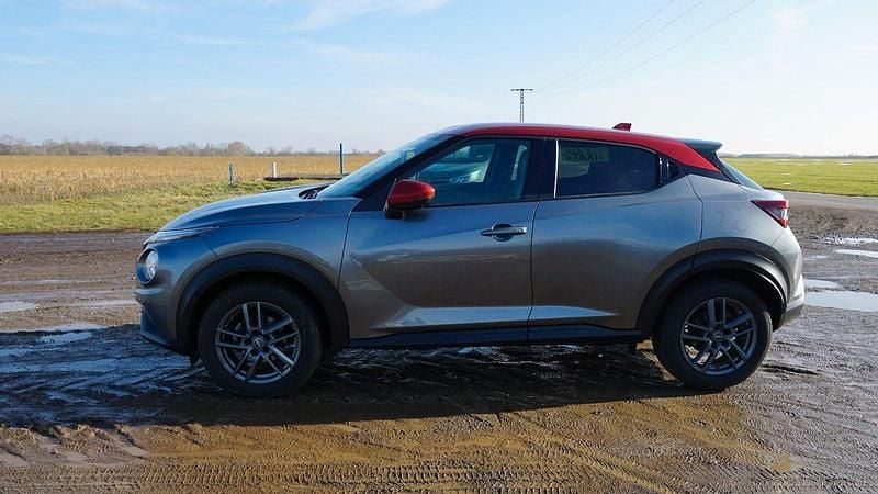 Gebraucht Nissan Juke Tekna 114 PS (83 kW) 2022 Rot SUV