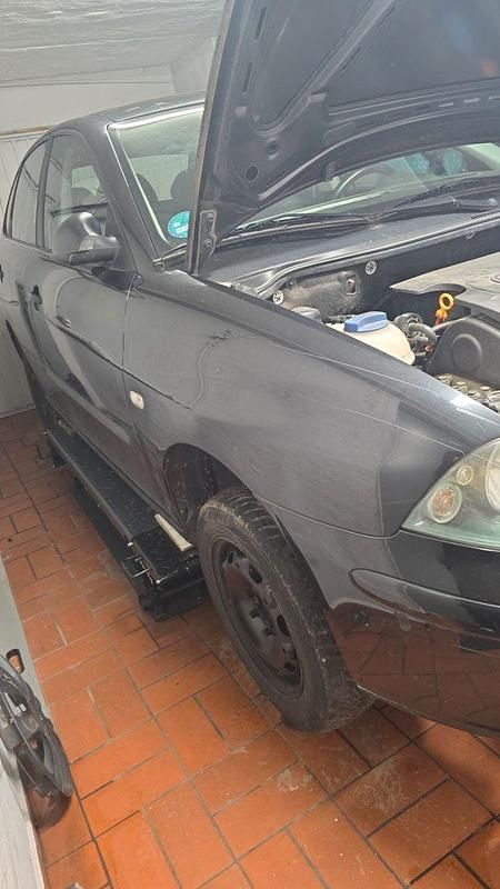 Gebraucht Seat Ibiza 75 PS (55 kW) 2002 Schwarz Kleinwagen