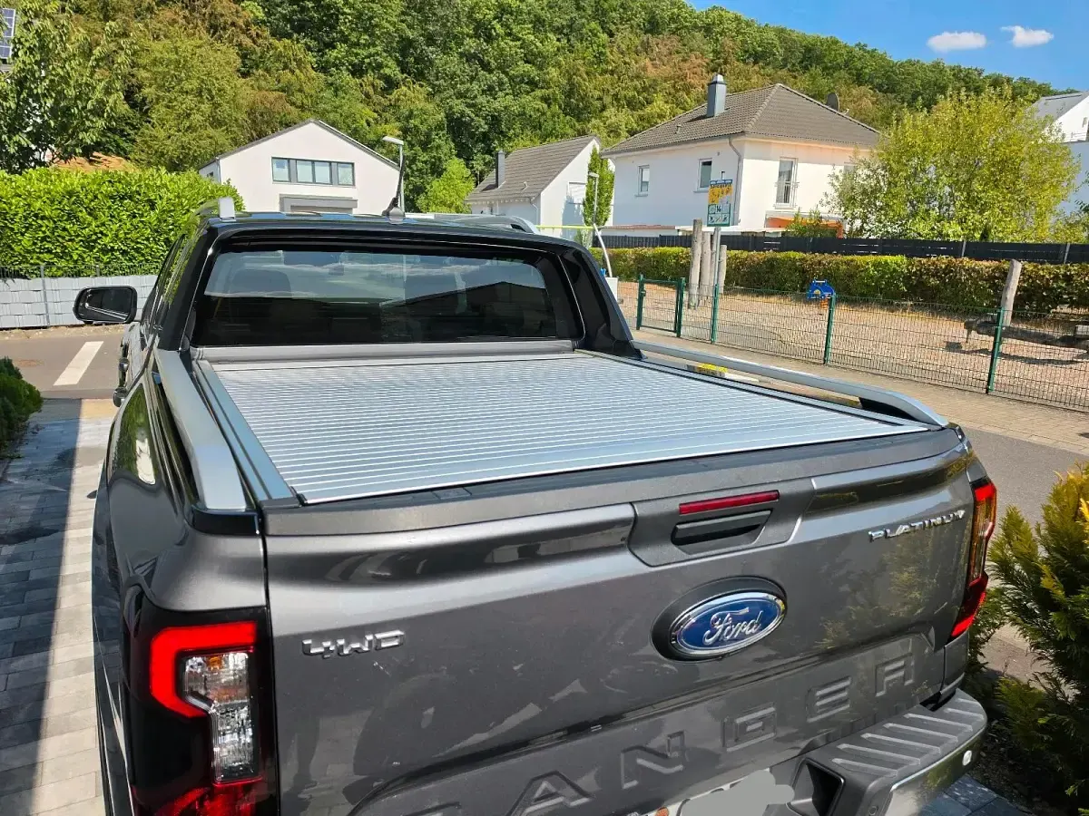 Gebraucht Ford Ranger Platinum 241 PS (177 kW) 2024 Grau Pickup