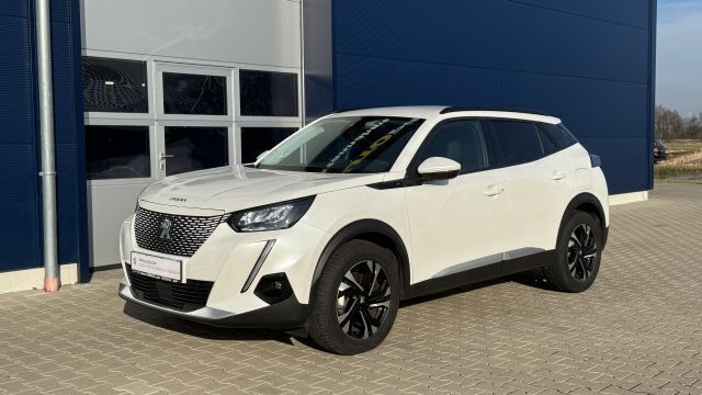 Weiß Gebraucht 2021 Peugeot e-2008 Allure SUV | 18.990 € (Fairer Preis) - Bild 1/4